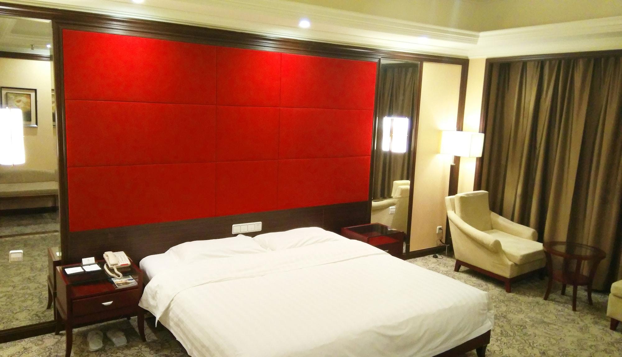 Qingdao Kuaitong International Hotel Екстериор снимка