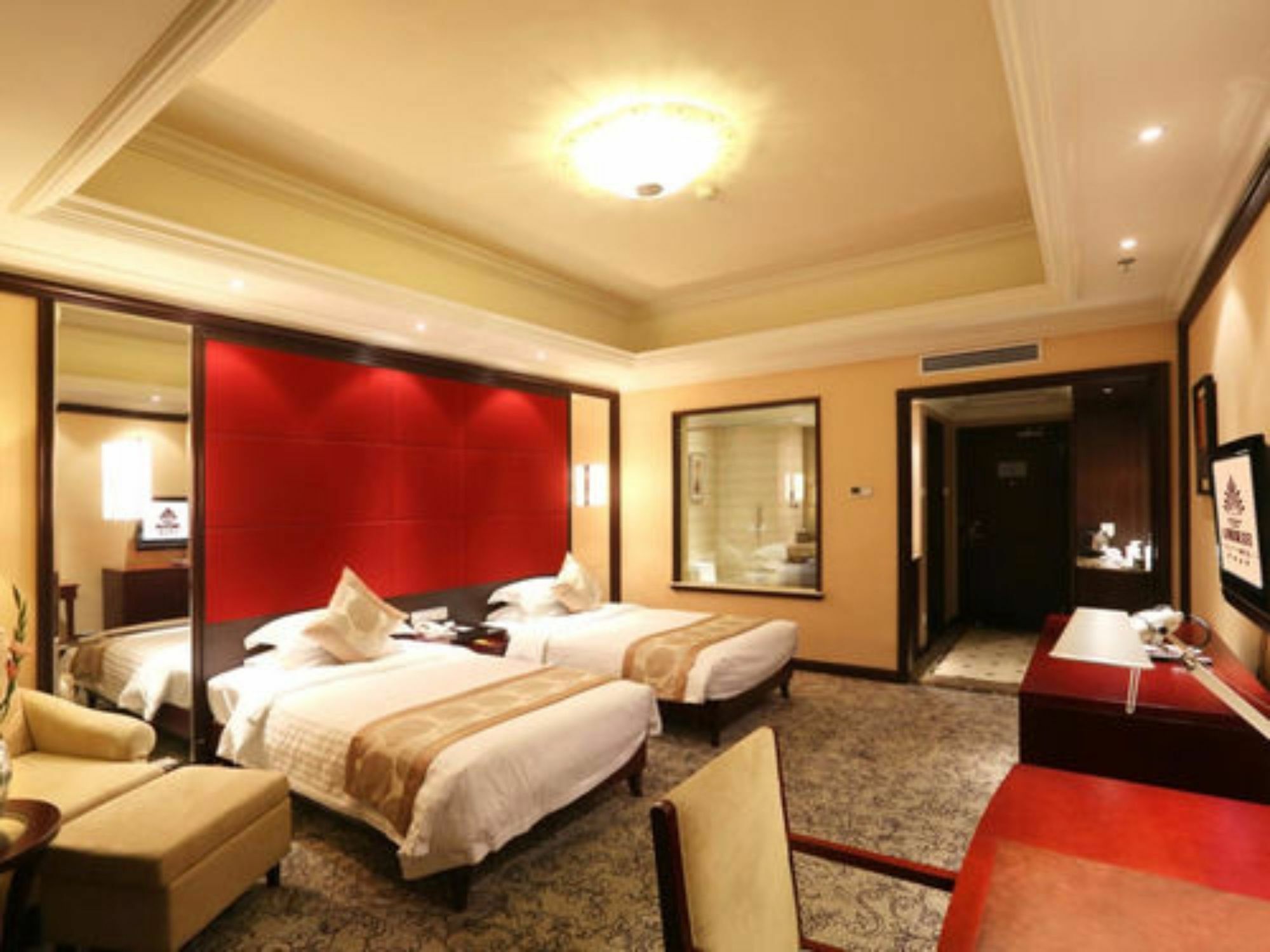 Qingdao Kuaitong International Hotel Екстериор снимка